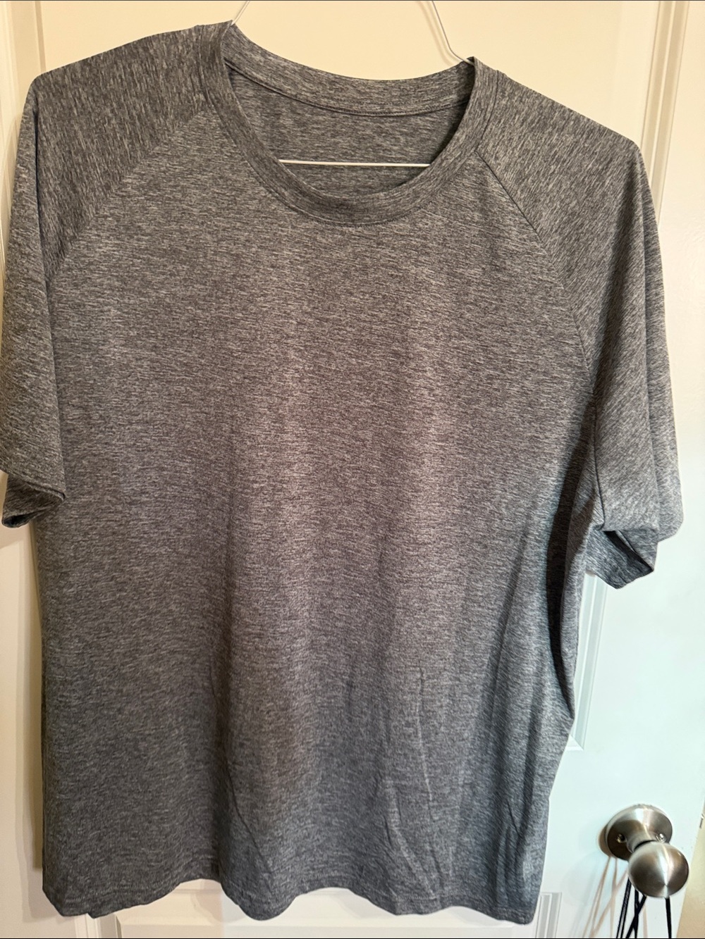 Gray Men's Performance Crew Neck Shirt - Unbranded